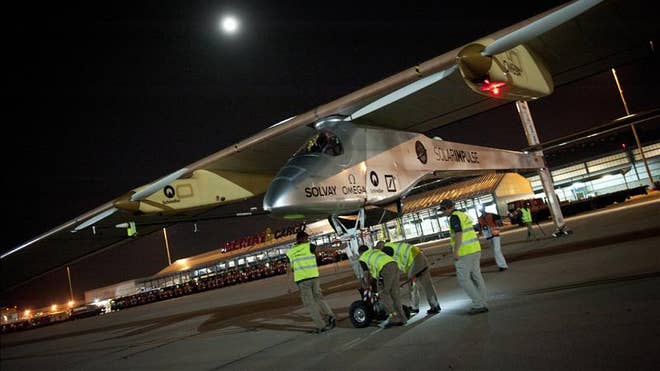 solar plane.jpg